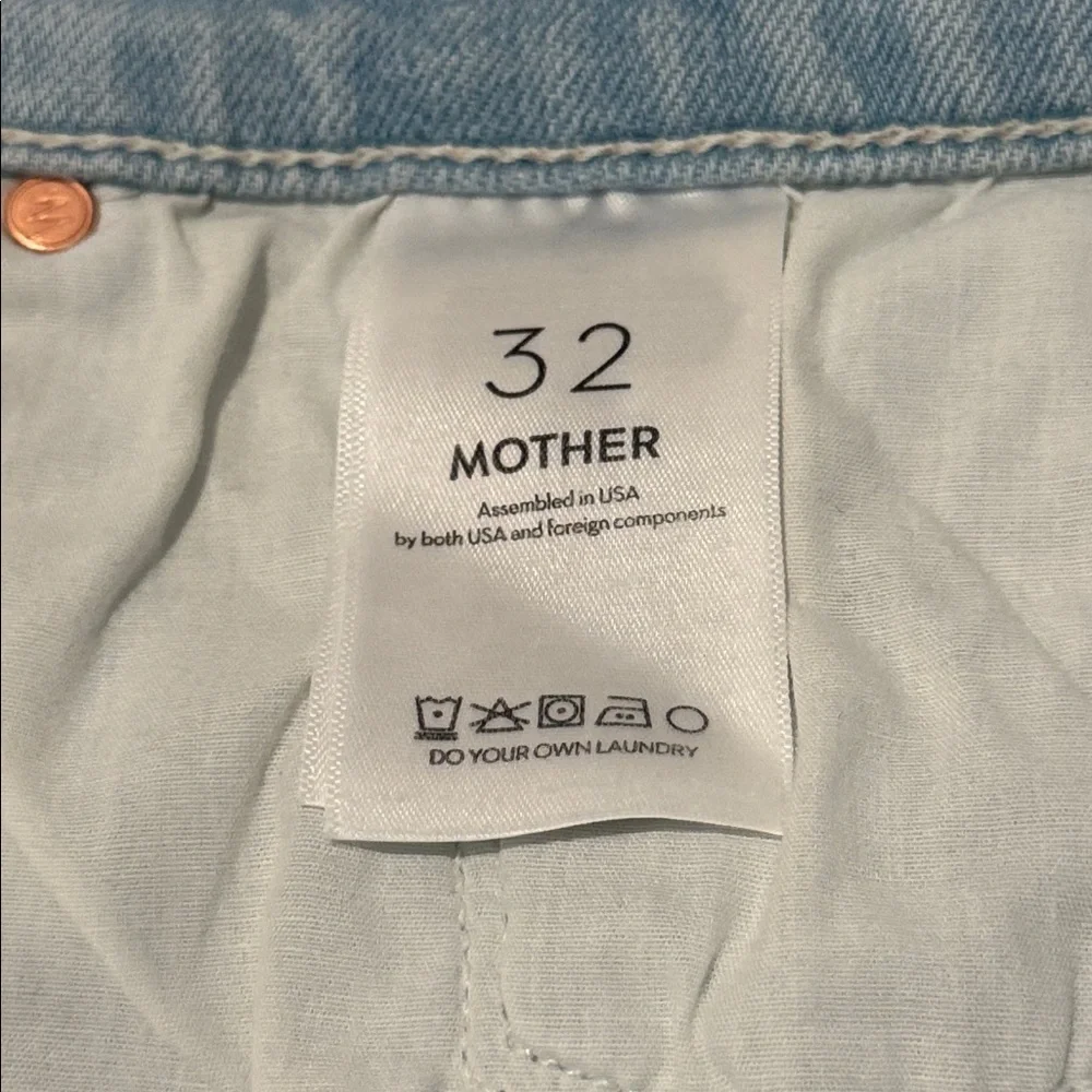 MOTHER Light Blue Ankle Jeans. Size 32 - Picture 8 of 16